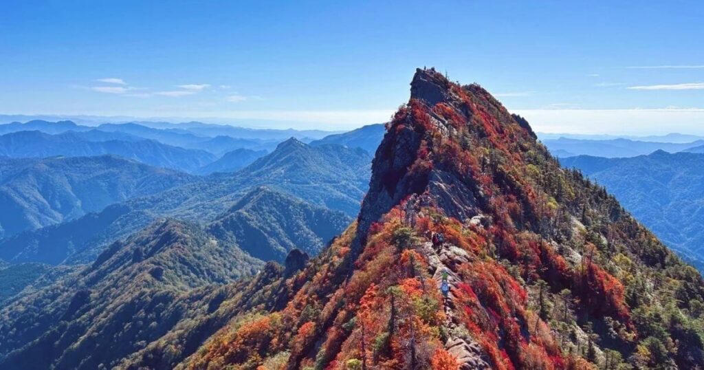 石鎚山秋季登山景色