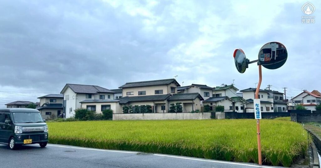雨後的四國遍路小鎮