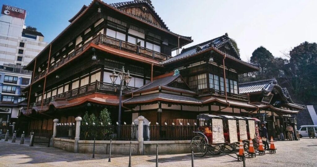 道後溫泉本館
