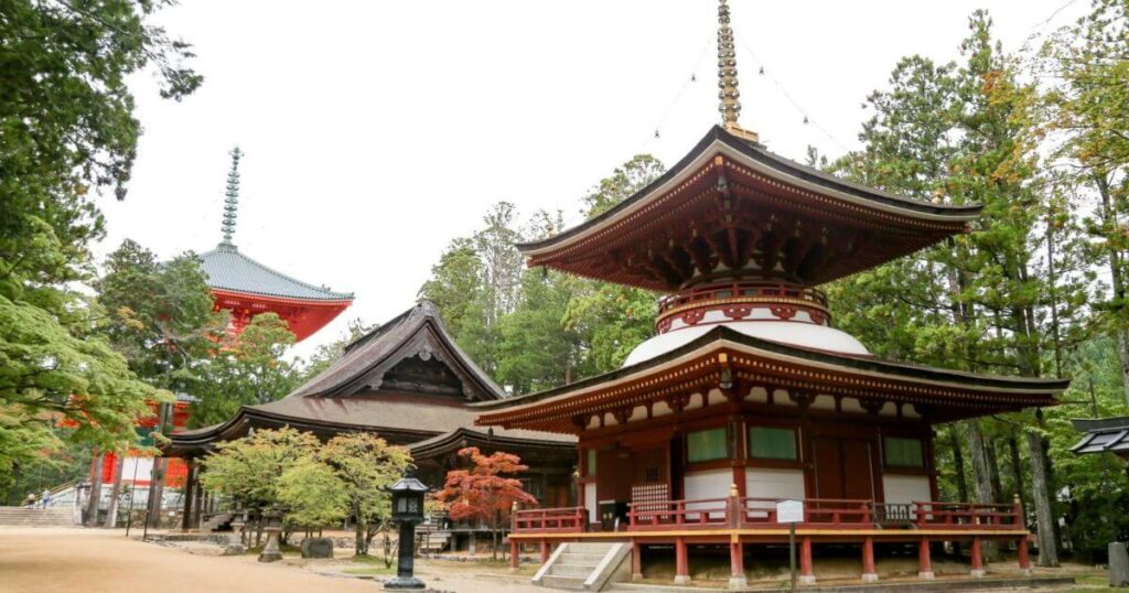 高野山壇上伽藍東塔